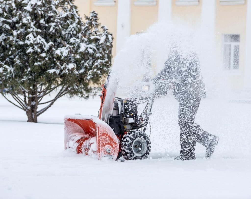 Snow removal near me in Silverthorne, CO, for safe winter property access